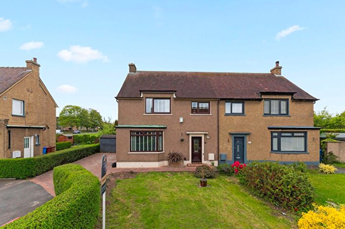 3 Bedroom Semi-Detached House For Sale In Hadrian Way, Bo'ness, EH51