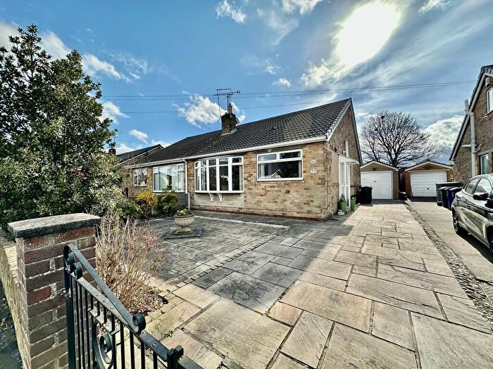 2 Bedroom Semi-Detached Bungalow For Sale In Coleridge Road, Barnby Dun, Doncaster, DN3