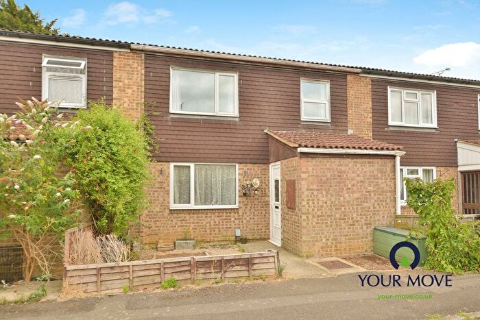 3 Bedroom Terraced House For Sale In Mardol Road, Kennington, Ashford, Kent, TN24