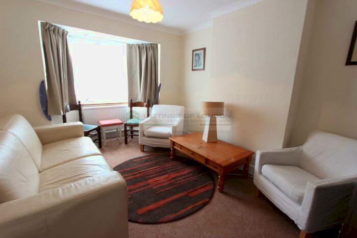 1 Bedroom Flat To Rent In Ellesmere Avenue, London, NW7