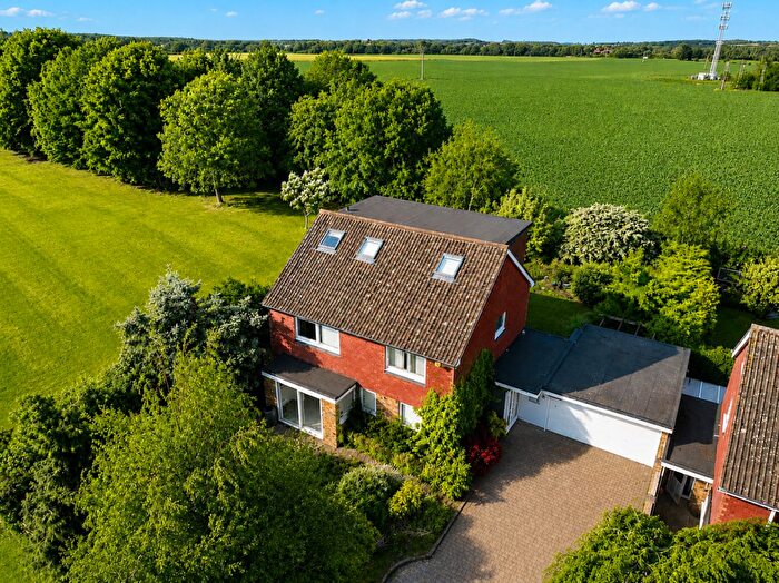 5 Bedroom Detached House For Sale In Bell Close, Knebworth, SG3