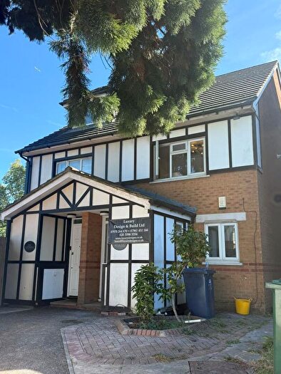 2 Bedroom Semi-Detached House To Rent In Heton Gardens, London, NW4