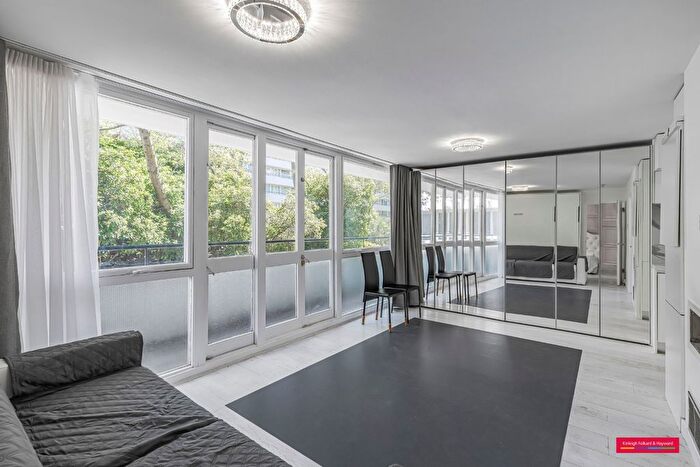 1 Bedroom Flat To Rent In Clipstone Street, Fitzrovia, London, W1W