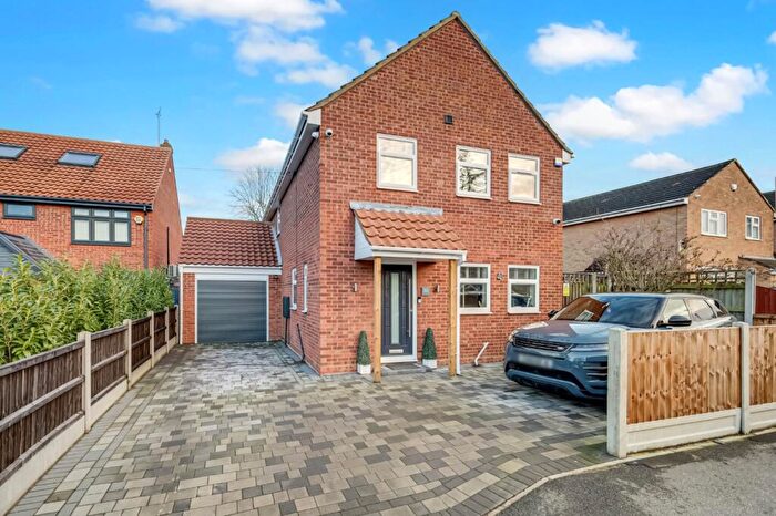 4 Bedroom Detached House For Sale In Cumberland Drive, Basildon, SS15