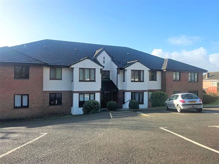 1 Bedroom Flat To Rent In Plymouth Road, Liskeard, PL14