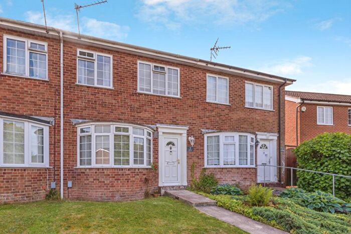 3 Bedroom Terraced House For Sale In Courtlands Terrace, Passingham Walk, Waterlooville, Hampshire, PO8