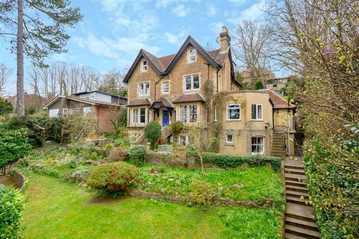 2 Bedroom Apartment To Rent In Shadyhanger, Godalming, GU7