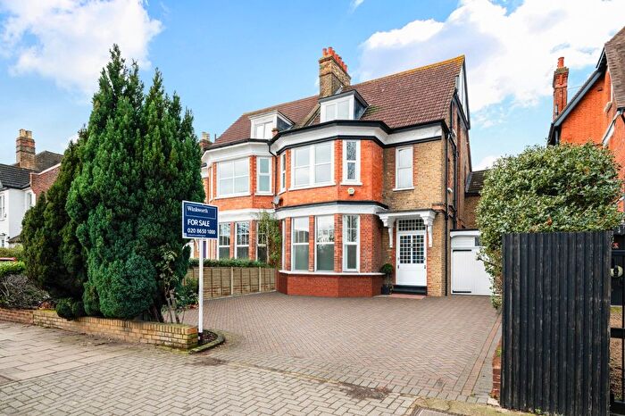 5 Bedroom Semi Detached House For Sale In Kent House Road, Beckenham, BR3