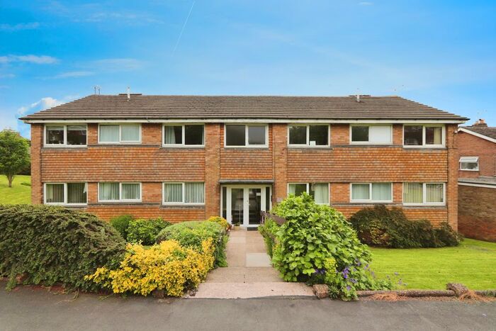2 Bedroom Flat For Sale In Hallamshire Road, Sheffield, South Yorkshire, S10