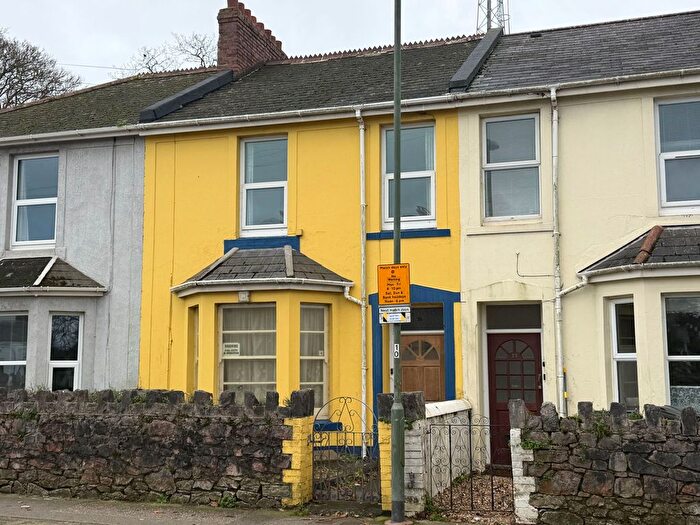 2 Bedroom Flat For Sale In Warbro Road, Babbacombe, Torquay, Devon, TQ1