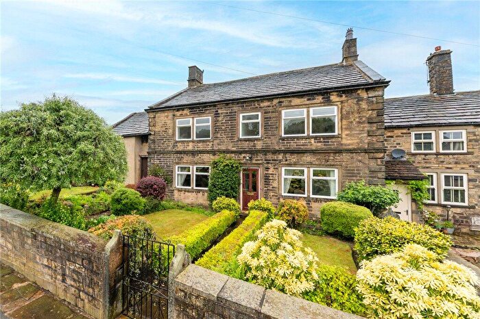 3 Bedroom Semi-Detached House For Sale In Wilsden Hill, Wilsden, Bradford, West Yorkshire, BD15