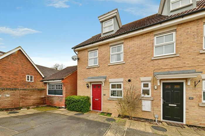 3 Bedroom End Terrace House For Sale In Fresson Road, Stevenage, Hertfordshire, SG1