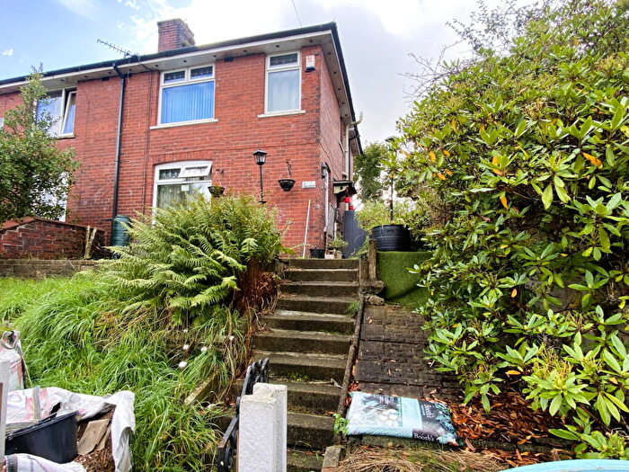 3 Bedroom Terraced House For Sale In Sumner Street, Shaw, OL2