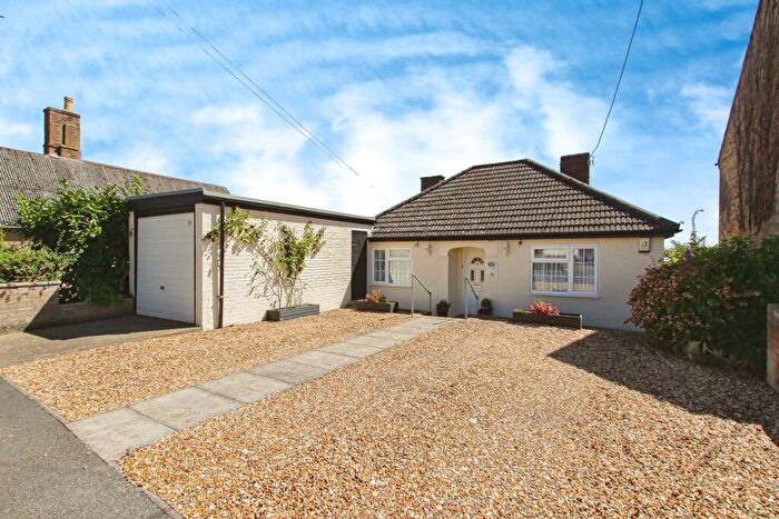 3 Bedroom Bungalow For Sale In The Row, Sutton, Ely, CB6