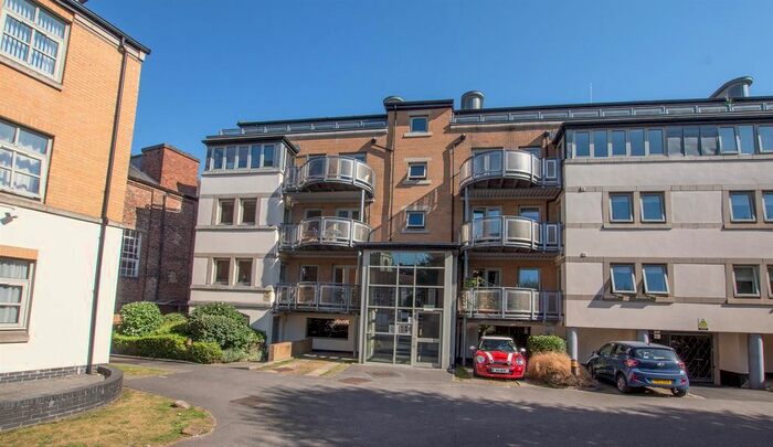 2 Bedroom Flat To Rent In John Walker House, Dixons Yard, York, YO1