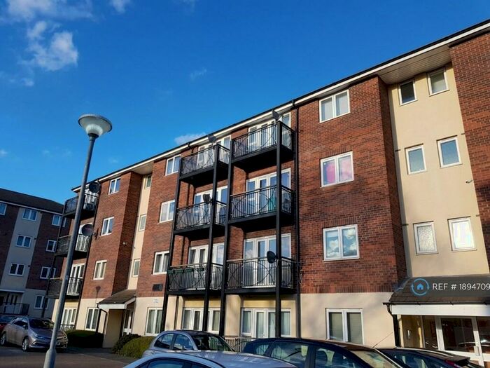 2 Bedroom Flat To Rent In Barnet, London, N20