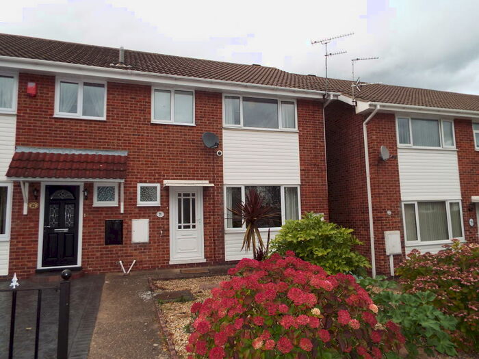 3 Bedroom Semi-Detached House To Rent In Cantelupe Road, Ilkeston, DE7