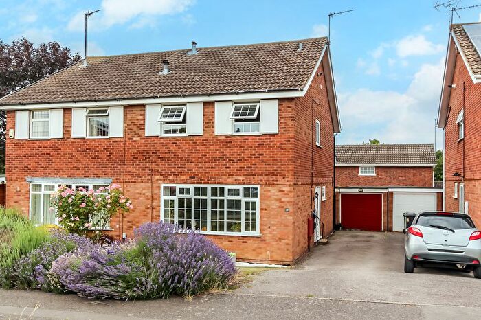 3 Bedroom Semi-Detached House For Sale In Torrington Road, Wellingborough, NN8