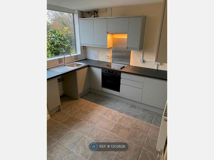 2 Bedroom Terraced House To Rent In Meadow Lane, Beeston, Nottingham NG9