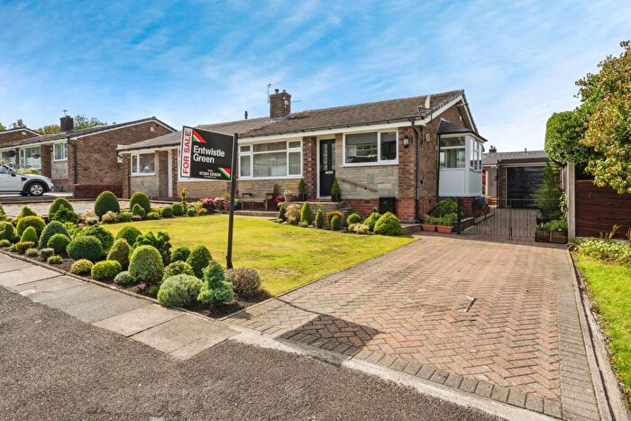 2 Bedroom Bungalow For Sale In Highgate, Bolton, Greater Manchester, BL3