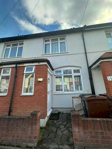 2 Bedroom Terraced House To Rent In Morley Road, Barking, IG11