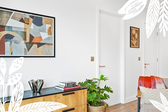 2 Bedroom Flat To Rent In The Kell, Gillingham Gate Road, Gillingham, ME4