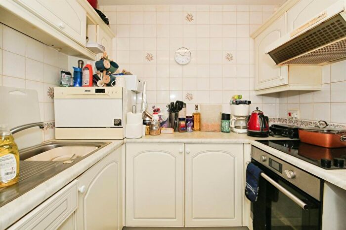 1 Bedroom Flat For Sale In Homenene House, Orton Goldhay, Peterborough, PE2