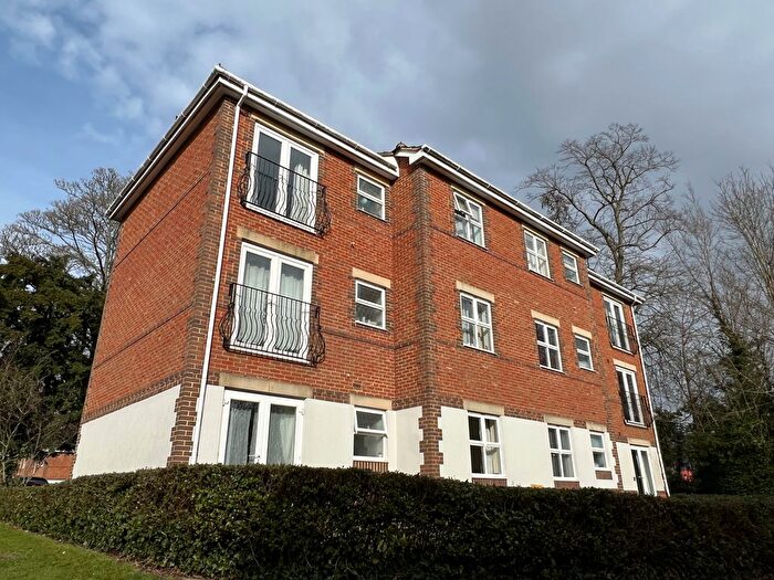 1 Bedroom Flat To Rent In Regent Court, Basingstoke, RG21