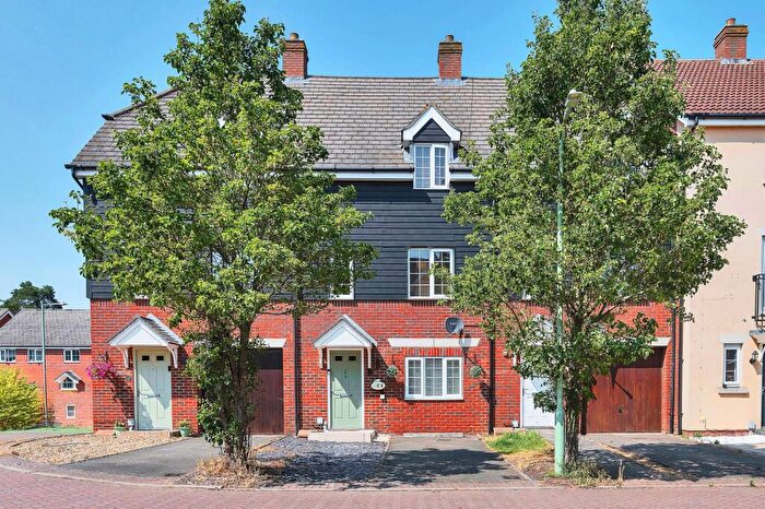 3 Bedroom Town House For Sale In Acorn Way, Red Lodge, IP28