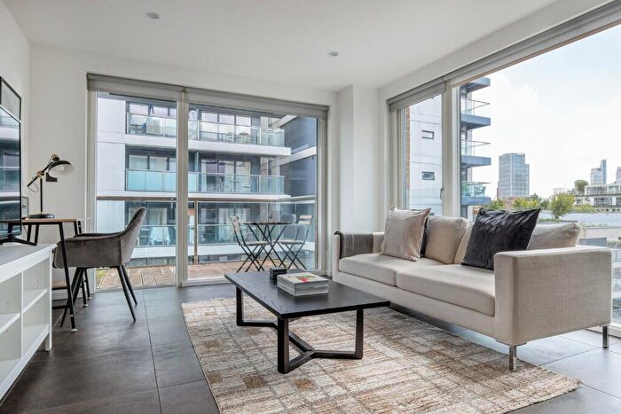 1 Bedroom Apartment To Rent In Pear Tree Street, London, EC1V