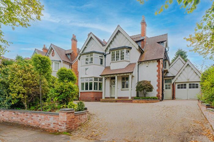 5 Bedroom Detached House For Sale In Reddings Road, Moseley, B13