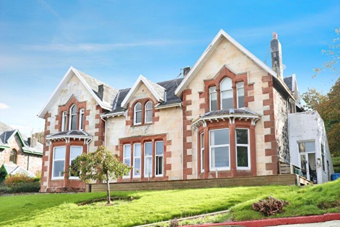 3 Bedroom Flat For Sale In Crichton Road, Rothesay, PA20