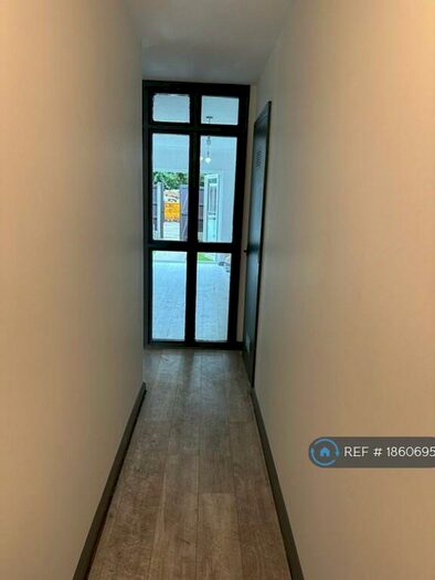 2 Bedroom Flat To Rent In Thomas Court, Dagenham, RM8