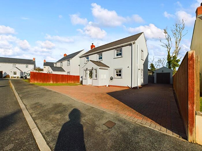 4 Bedroom Detached House For Sale In Hall Court, Johnston, SA62