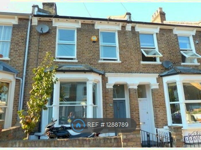 3 Bedroom Terraced House To Rent In Antrobus Road, London W4