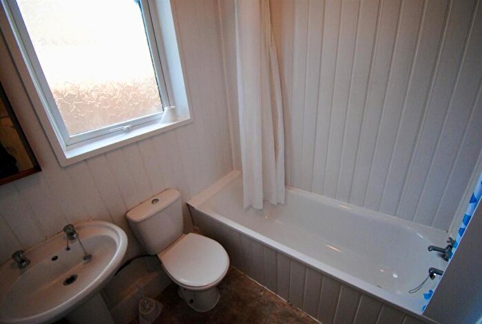 2 Bedroom Apartment To Rent In High Street South, Langley Moor, Durham, DH7