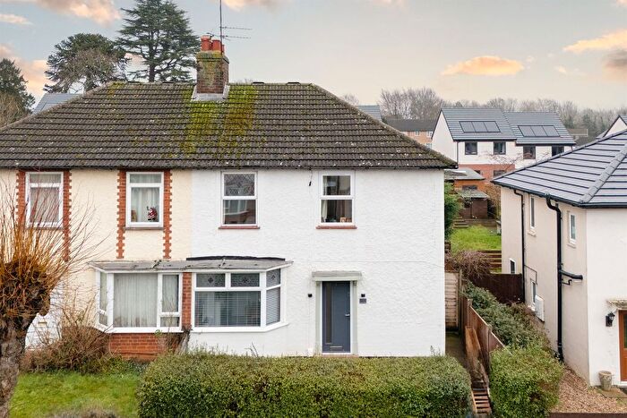 3 Bedroom Semi-Detached House For Sale In Alexandra Road, Desborough, Kettering, NN14