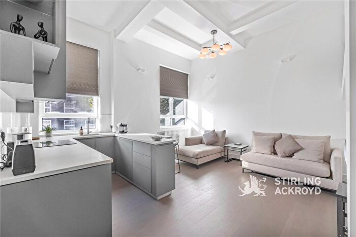 1 Bedroom Apartment To Rent In Bethnal Green Road, Bethnal Green, London, E2