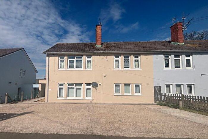 2 Bedroom Flat To Rent In Butterfield Close, Bristol, BS10