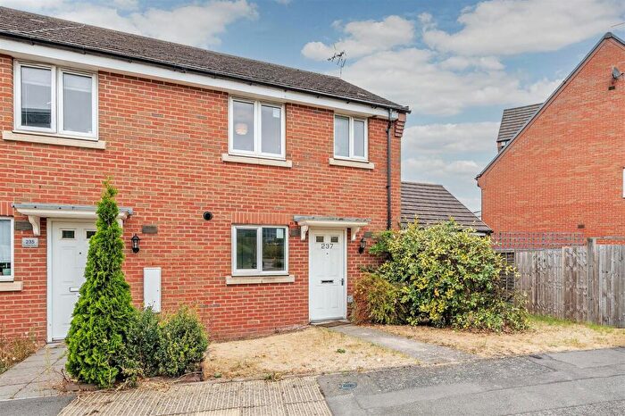 3 Bedroom End Of Terrace House To Rent In Humber Road, Coventry, CV3