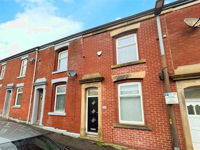 3 Bedroom Terraced House To Rent In Hope Street, Blackburn, Lancashire, BB2