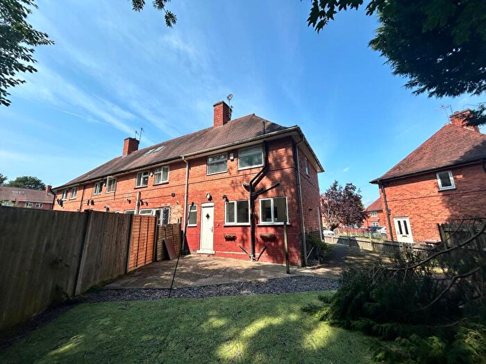 3 Bedroom Semi-Detached House To Rent In Halstead Close, Nottingham, Aspley, NG8
