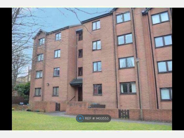 2 Bedroom Flat To Rent In Wallace Court, Stirling, FK8