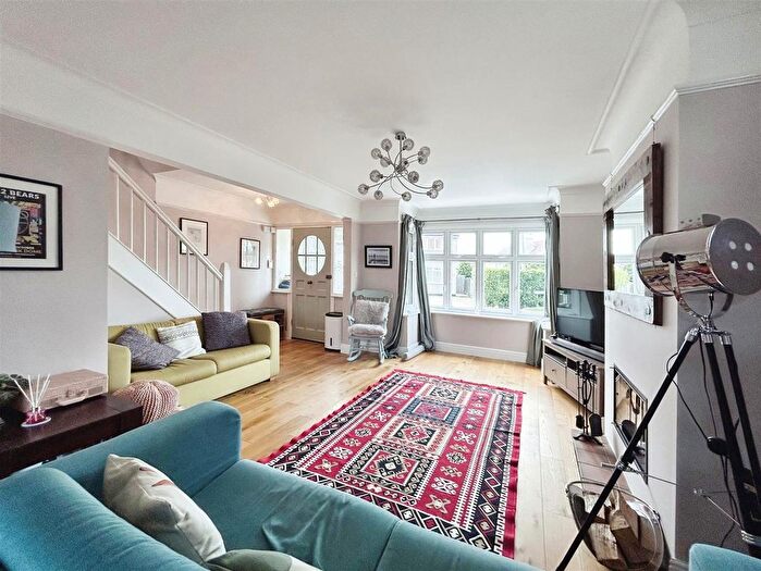 5 Bedroom Detached House To Rent In Grand Drive, Herne Bay, CT6