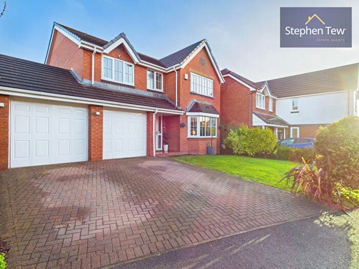 4 Bedroom Detached House For Sale In Plovers Way, Blackpool, FY3