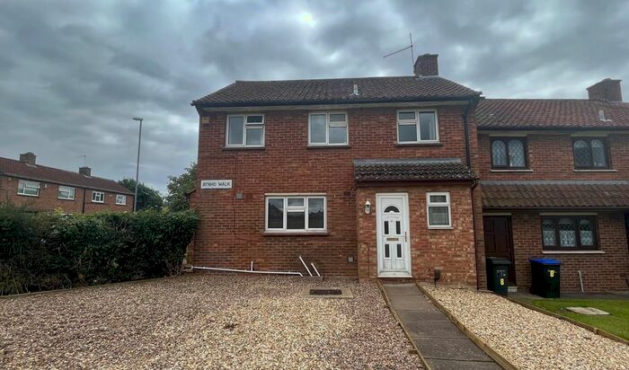 4 Bedroom Semi-Detached House To Rent In Aynho Walk, Kingsthorpe, Northampton, NN2
