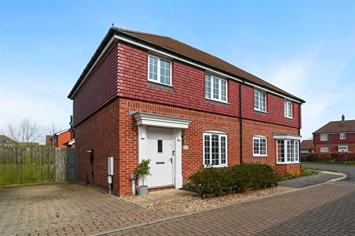 3 Bedroom Semi-Detached House For Sale In Abbott Way, Holbrook, IP9