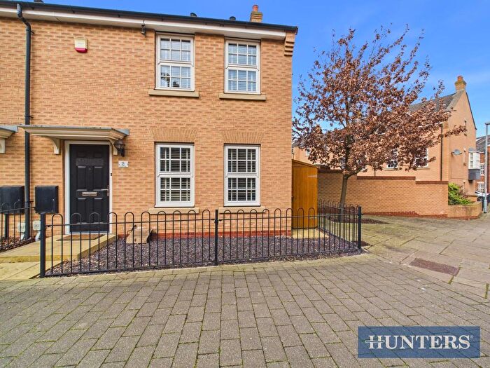 3 Bedroom End Of Terrace House For Sale In Dickinson Walk, Beverley, East Yorkshire, HU17
