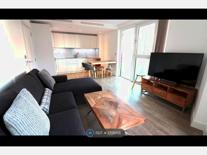 1 Bedroom Flat To Rent In Brent House, London, SW8