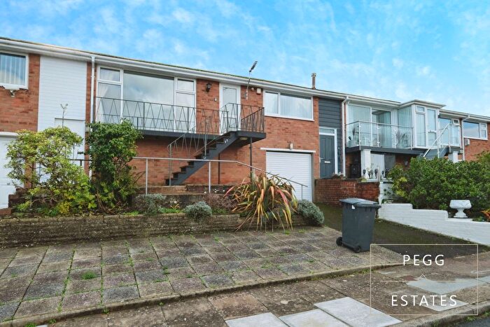 2 Bedroom Bungalow For Sale In Langstone Close, Torquay, TQ1